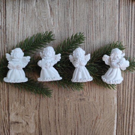 Aniołki gipsowe 4 szt 