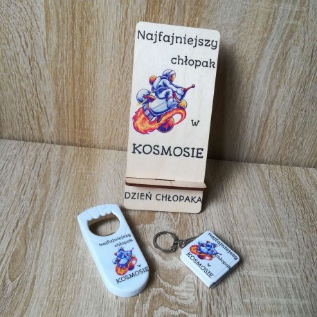 Podstawka na telefon na Dzień Chłopaka 