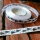 Tasiemka SATYNOWA BIAŁA z nadrukiem choinek 12mm/23mb